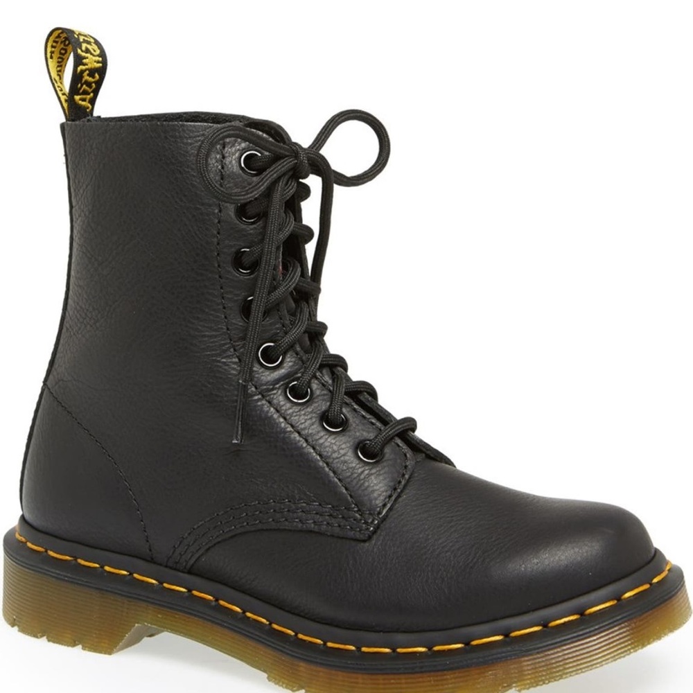 Dr. Martens size 8 US 1460 pascal